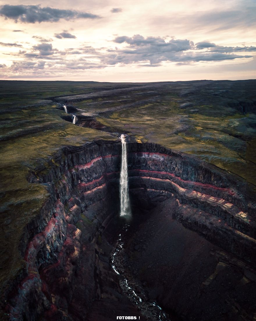 Iceland-in-summer-by-kveikjan-Germany-5e58e30f735f9__880.jpg