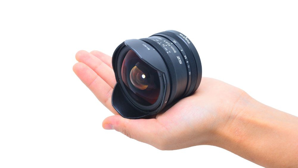 Tokina_8mm_F28_Fisheye_2.jpg